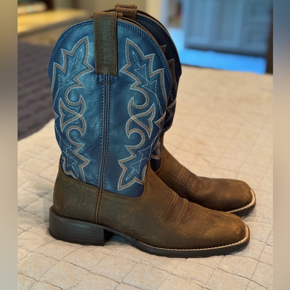 Men’s size 7 Durango boots
